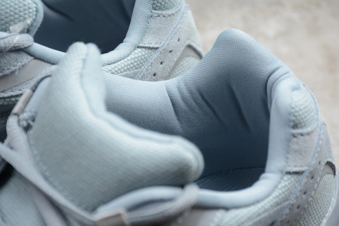 Adidas Yeezy Boost 700 V2 Hospital Blue  FV8424