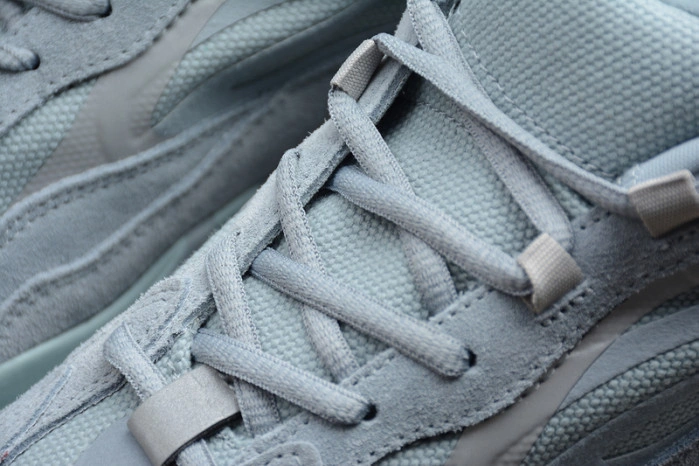 Adidas Yeezy Boost 700 V2 Hospital Blue  FV8424