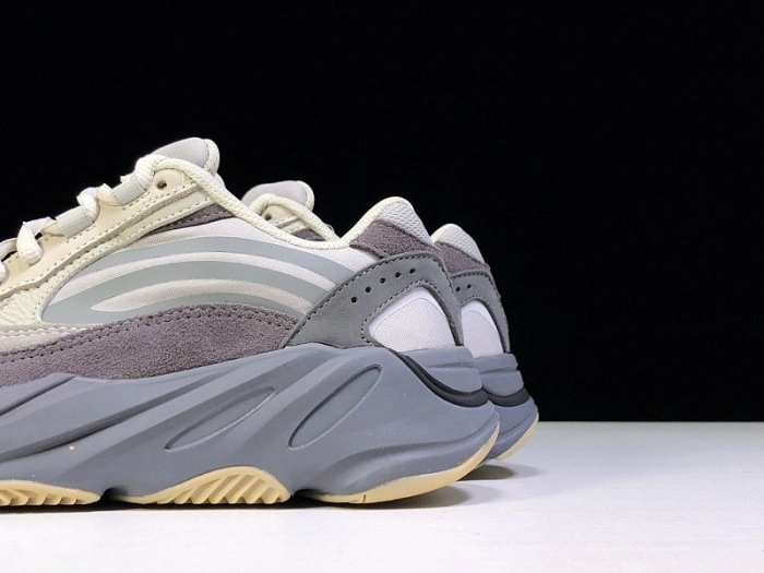 Adidas Yeezy Boost 700 V2 Tephra FU7914