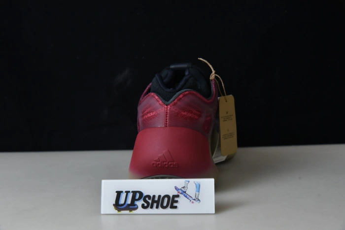 Adidas Yeezy Boost 700 V3 Fade Carbon GW1814