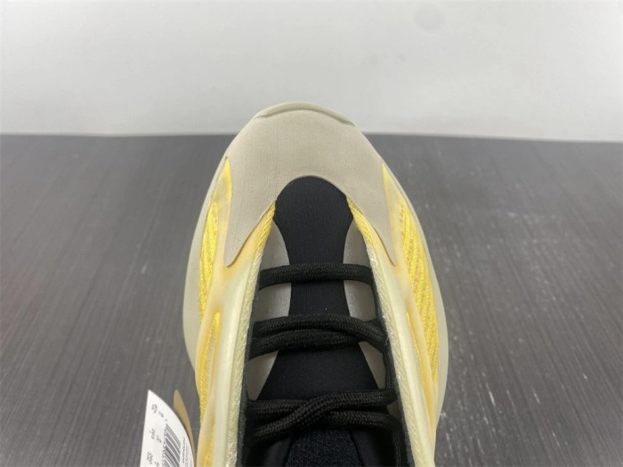 Adidas Yeezy Boost 700 V3 Mono Safflower HP5425