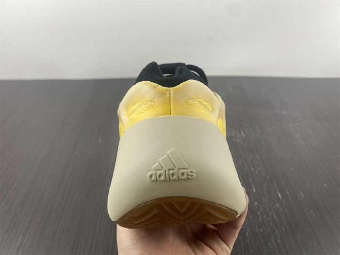 Adidas Yeezy Boost 700 V3 Mono Safflower HP5425