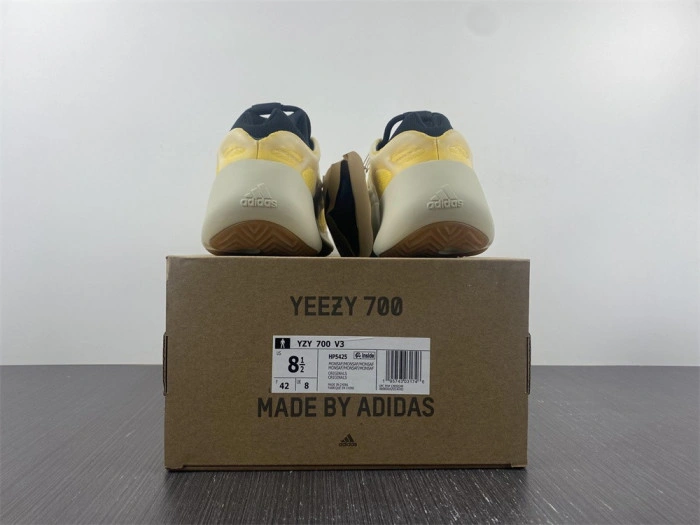 Adidas Yeezy Boost 700 V3 Mono Safflower HP5425