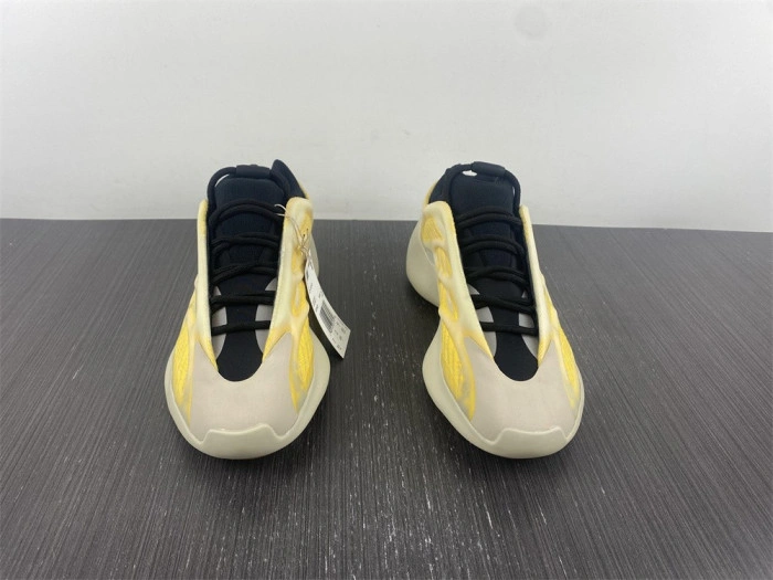 Adidas Yeezy Boost 700 V3 Mono Safflower HP5425