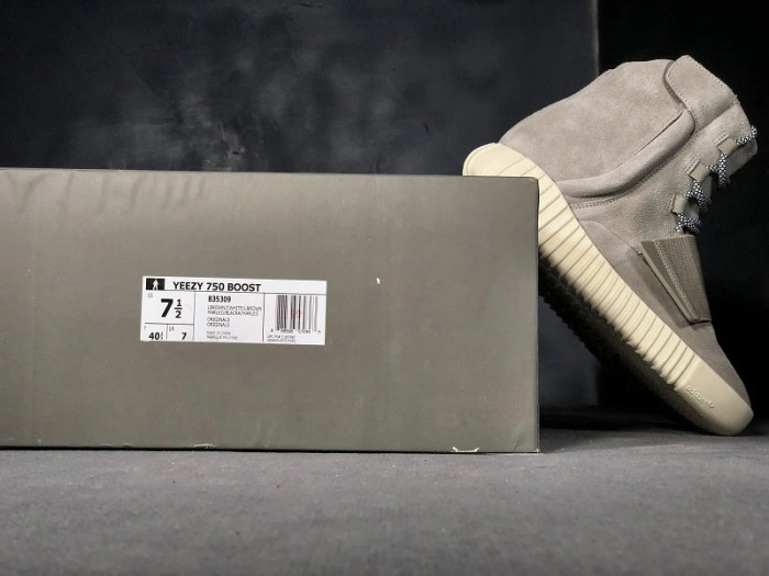 Adidas Yeezy Boost 750 OG Light Brown  B35309