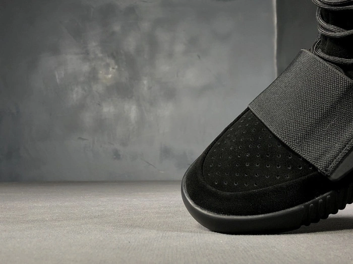 Adidas Yeezy Boost 750 Triple Black  BB1839