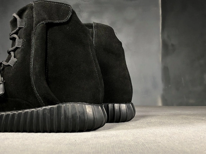 Adidas Yeezy Boost 750 Triple Black  BB1839