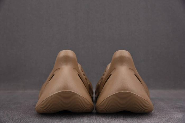 Adidas Yeezy Foam RNNR Mist GV6774