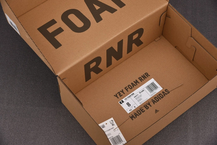 Adidas Yeezy Foam RNNR Mist GV6774
