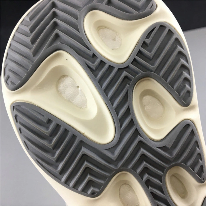 Adidas Yeezy Foam Runner Yeezy Boost 700 V3 ”EF9897
