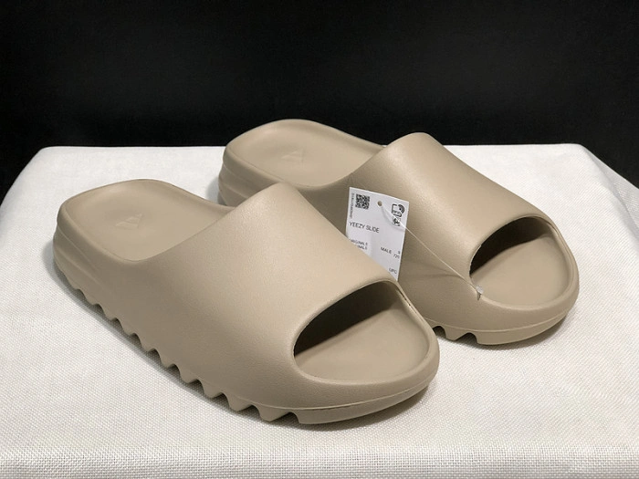 Adidas Yeezy Slide Pure (Restock Pair) GW1934
