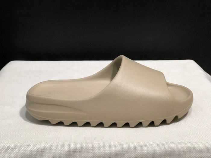 Adidas Yeezy Slide Pure (Restock Pair) GW1934