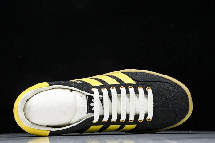 Adidas x Gucci Gazelle Sneaker