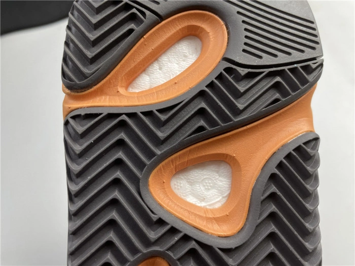 Adidas yeezy boost 700  GZ0541