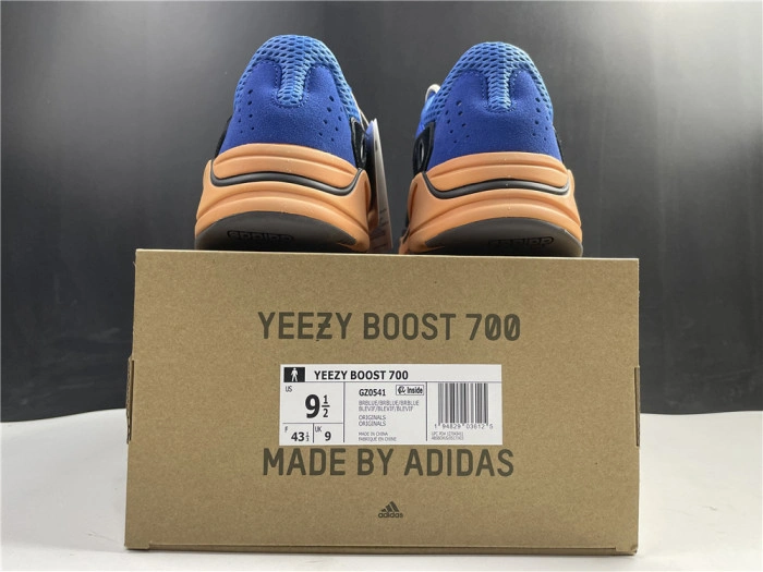 Adidas yeezy boost 700  GZ0541