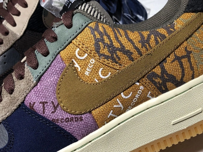 Air Force 1 Low Travis Scott Cactus Jack  CN2405-900
