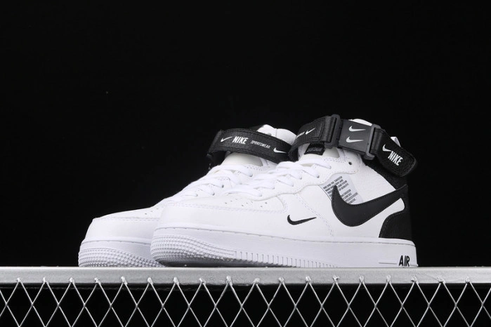 Air Force 1 Mid Utility White Black  804609-103