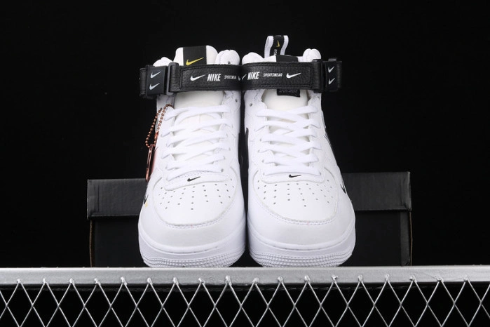 Air Force 1 Mid Utility White Black  804609-103