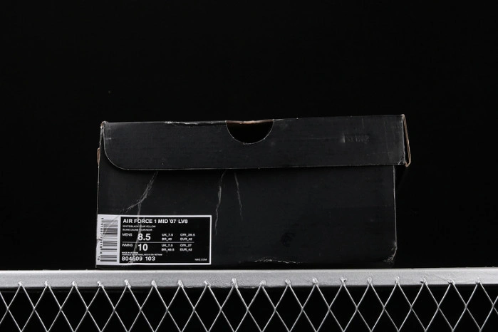 Air Force 1 Mid Utility White Black  804609-103