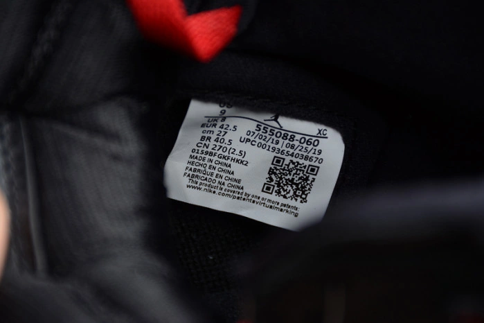 Air Jordan 1 Black Satin Gym Red 555088-060