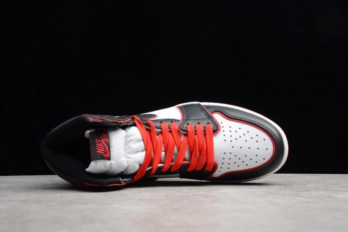 Air Jordan 1 Bloodline 555088-062