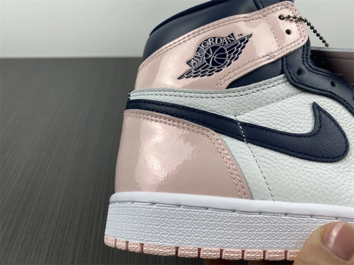 Air Jordan 1 High Atmosphere DD9335-641