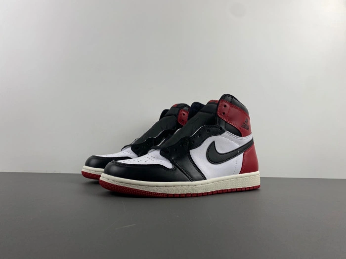 Air Jordan 1 High OG Black Toe Reimagined  DZ5485-106