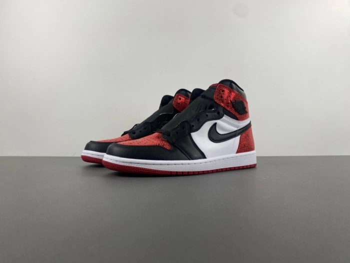 Air Jordan 1 High OG WMNS “Varsity Red”   FD2596-602