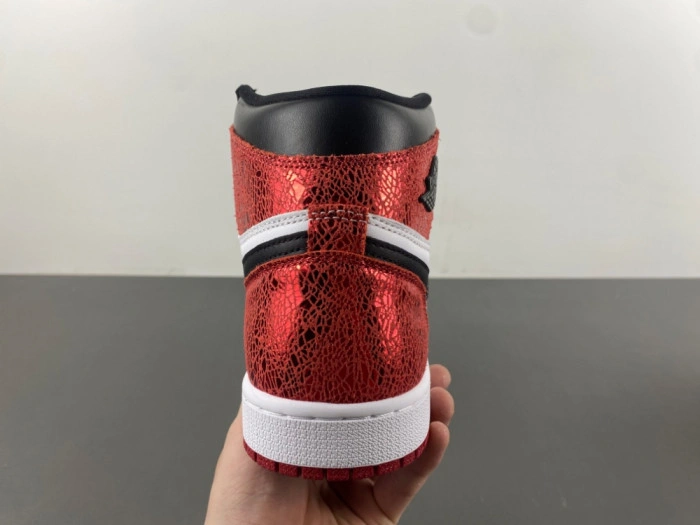Air Jordan 1 High OG WMNS “Varsity Red”   FD2596-602