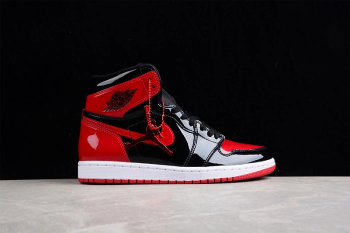 Air Jordan 1 High OG “Bred Patent” 555088-063