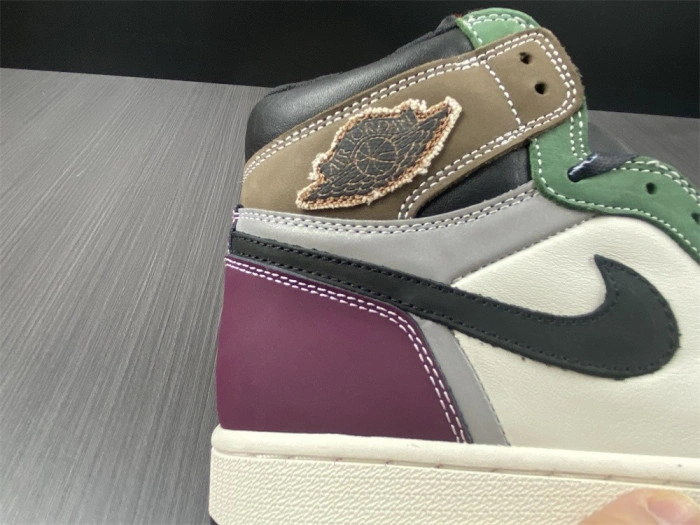 Air Jordan 1 High OG “Hand Crafted”  DH3097-001