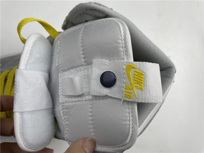 Air Jordan 1 High Switch Light Smoke - CW6576-100