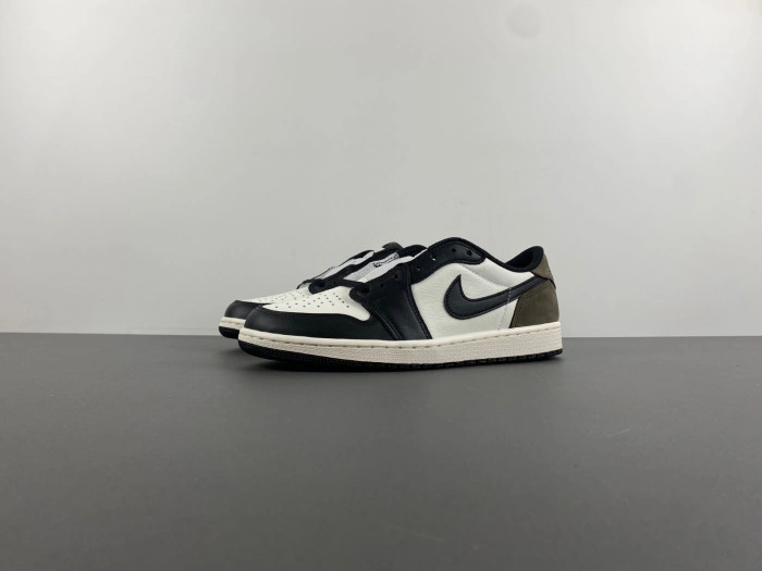 Air Jordan 1 Low OG “Mocha”   CZ0790-102