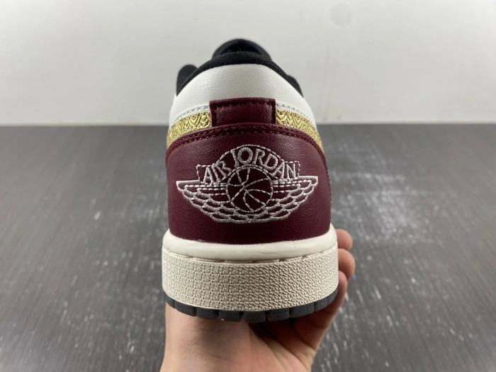 Air Jordan 1 Low OG “Year Of The Dragon”  FJ5735-100