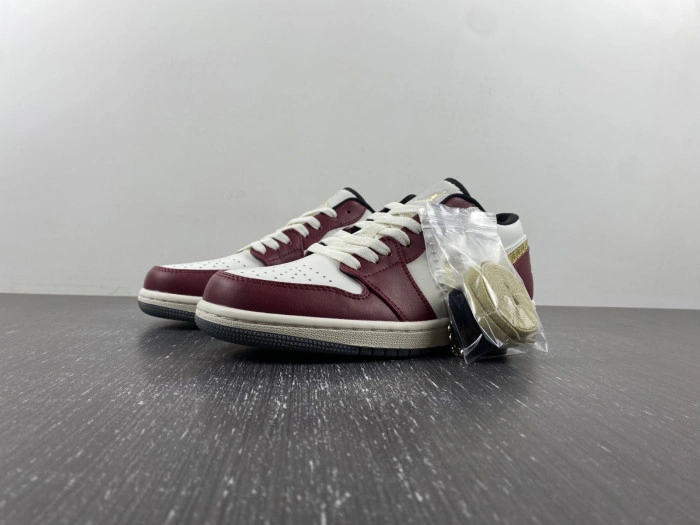 Air Jordan 1 Low OG “Year Of The Dragon”  FJ5735-100