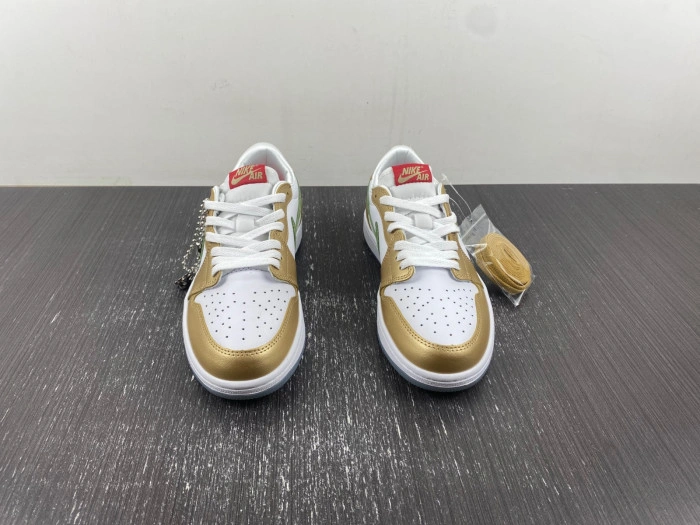 Air Jordan 1 Low OG “Year Of The Dragon”  FQ6593-100