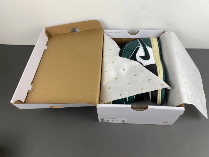 Air Jordan 1 MID SE "LEGEND PINK"    FQ7818-100