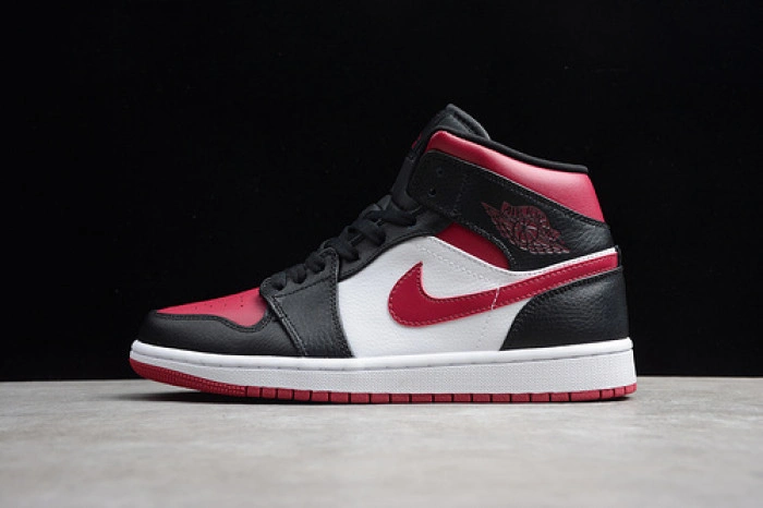 Air Jordan 1 Mid Bred Toe  554724-066