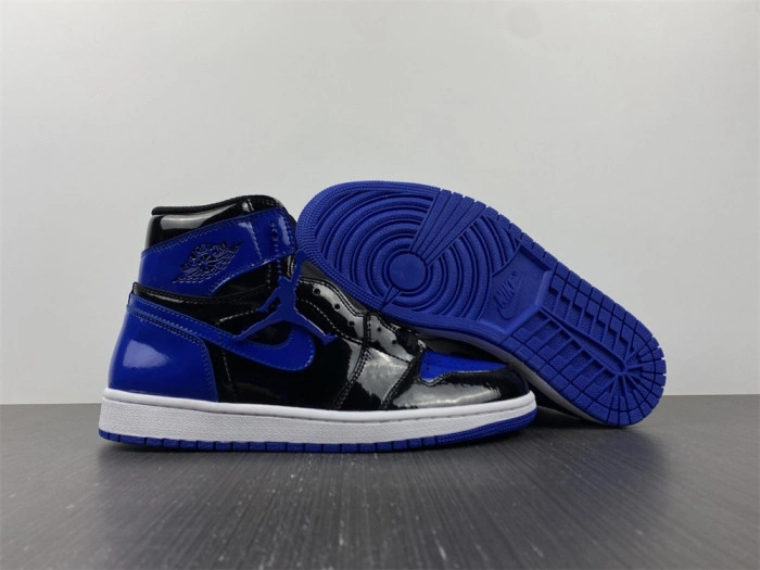 Air Jordan 1 Retr o OG AJ1 555088-404