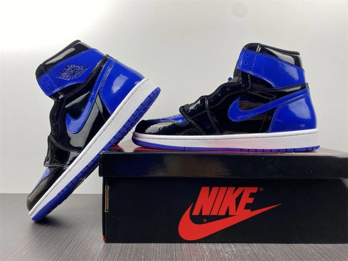 Air Jordan 1 Retr o OG AJ1 555088-404