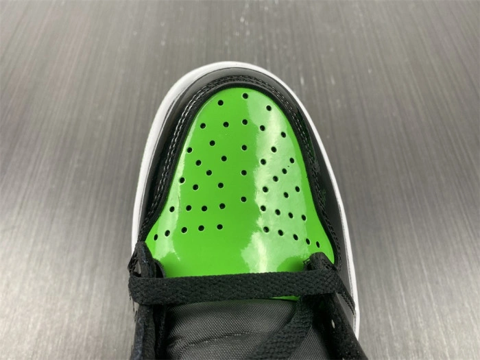 Air Jordan 1 Retr o OG green  555088-030