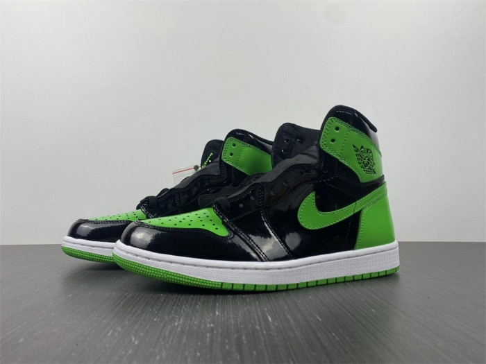 Air Jordan 1 Retr o OG green  555088-030