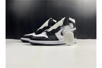 Air Jordan 1 Retro Black White (2014) 555088-010