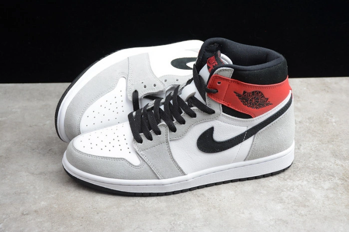 Air Jordan 1 Retro High Light Smoke Grey 555088-126