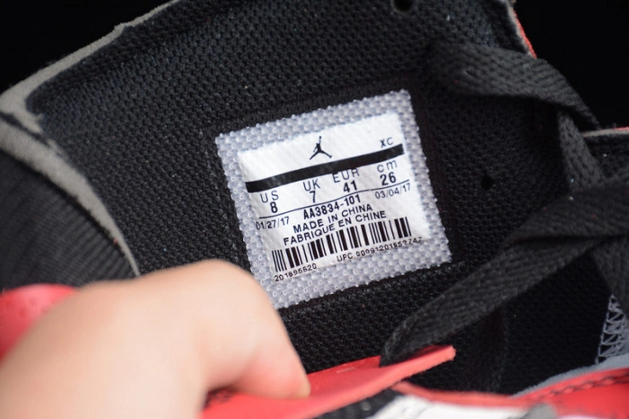 Air Jordan 1 Retro High O-W Chicago AA3834-101
