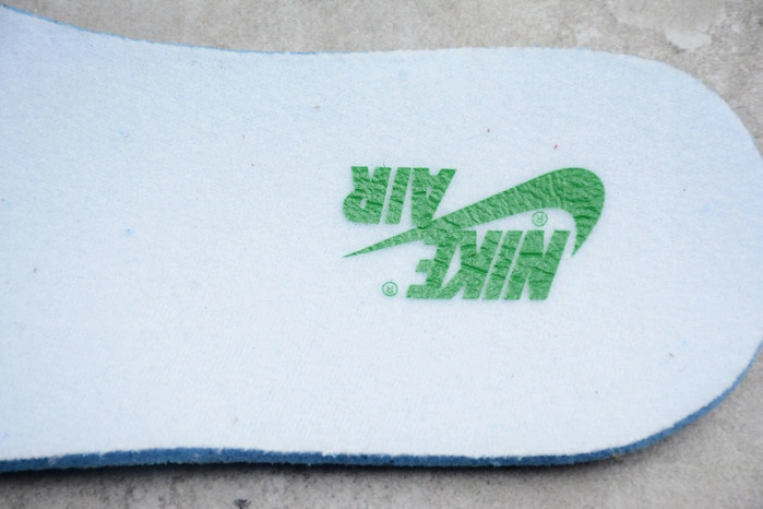 Air Jordan 1 Retro High OG 'Pine Green' 555088-302