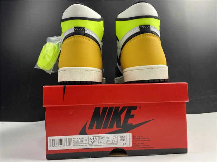 Air Jordan 1 Retro High OG 'Volt Gold'  555088-118