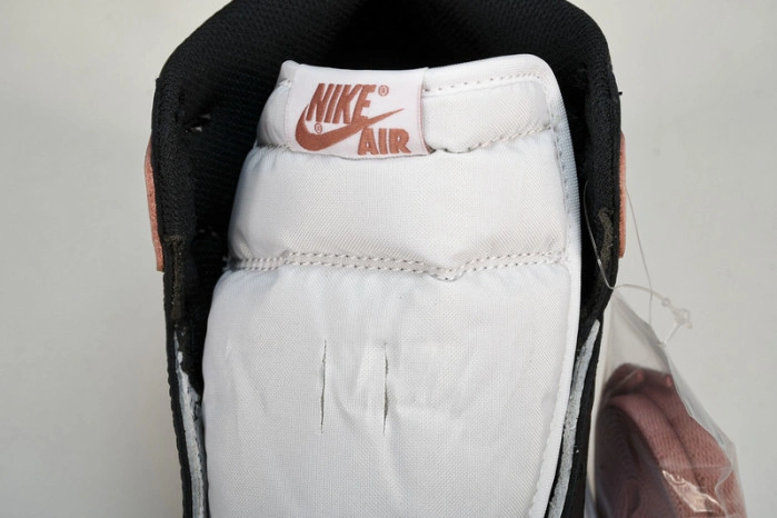 Air Jordan 1 Retro High OG NRG 861428-101