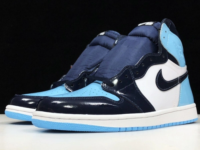 Air Jordan 1 Retro High Og 'UNC' - CD0461-401