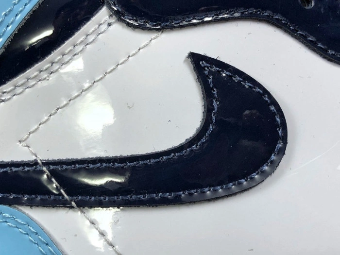Air Jordan 1 Retro High Og 'UNC' - CD0461-401
